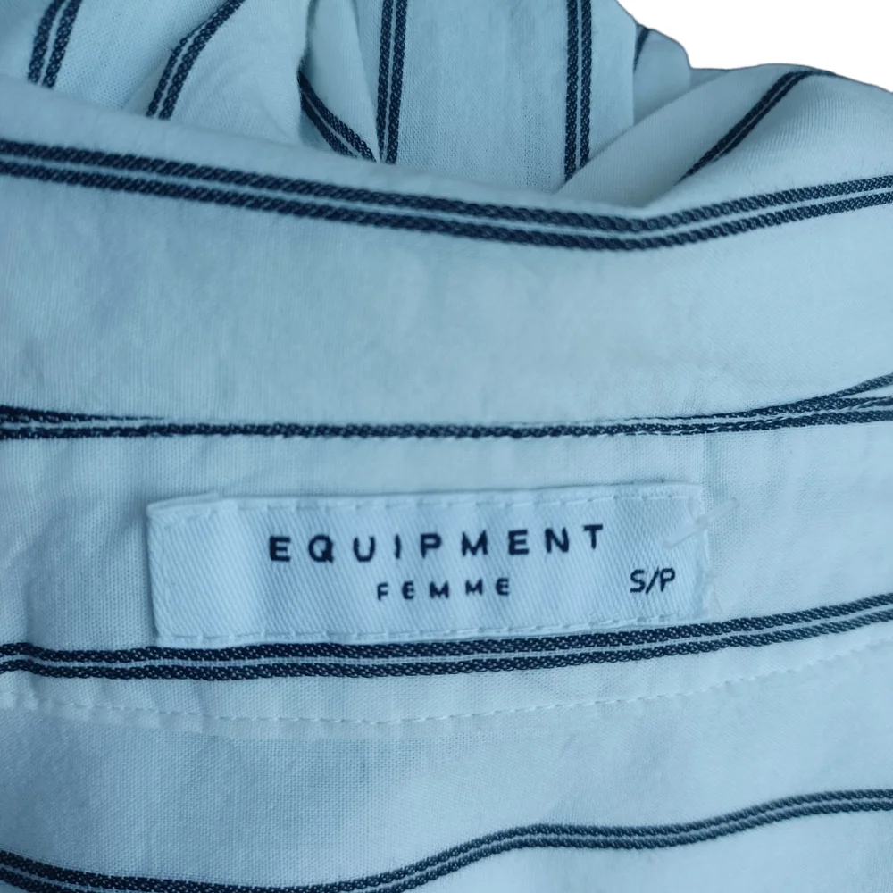 Equipment Femme Blouse Button Down Top Drawstring V Neckline Size Small Petite - Picture 9 of 9